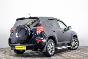 Внедорожник Toyota RAV4 2011 года, 1739000 рублей, Пермь