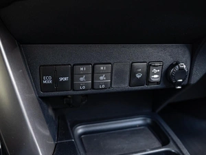 Внедорожник Toyota RAV4 2016 года, 2430000 рублей, Краснодар