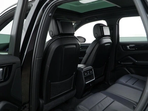 Внедорожник Porsche Cayenne 2021 года, 9276900 рублей, Москва