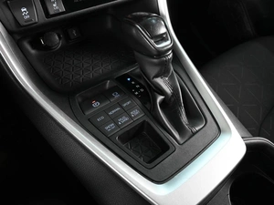 Внедорожник Toyota RAV4 2021 года, 3000000 рублей, Ростов-на-Дону