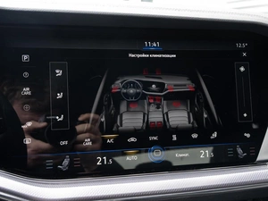 Внедорожник Volkswagen Touareg 2018 года, 5100000 рублей, Краснодар