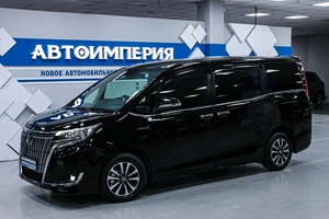 Минивэн Toyota Esquire 2018 года, 2348000 рублей, Солонцы