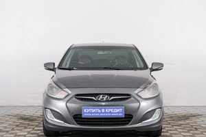 Седан Hyundai Solaris 2011 года, 849000 рублей, Красноярск