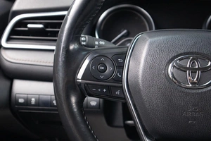 Седан Toyota Camry 2020 года, 3199000 рублей, Оренбург