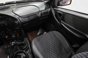 Внедорожник Chevrolet Niva 2017 года, 829000 рублей, Новокузнецк