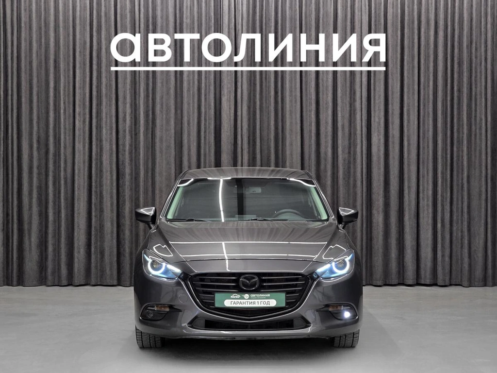 Седан Mazda 3 2018 года, 1349000 рублей, Красноярск
