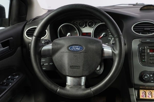 Универсал Ford Focus 2011 года, 749000 рублей, Новосибирск