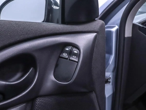 Седан Ford Focus 2004 года, 370000 рублей, Красноярск