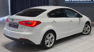 Седан Kia Cerato 2014 года, 1050000 рублей, Красноярск