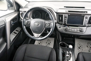 Внедорожник Toyota RAV4 2017 года, 3189000 рублей, Красноярск