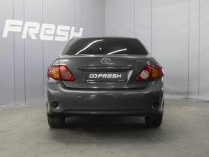 Седан Toyota Corolla 2007 года, 620000 рублей, Омск