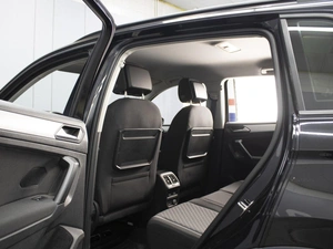 Внедорожник Volkswagen Tiguan 2020 года, 2600000 рублей, Омск