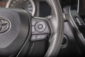 Седан Toyota Corolla 2021 года, 2139000 рублей, Томск
