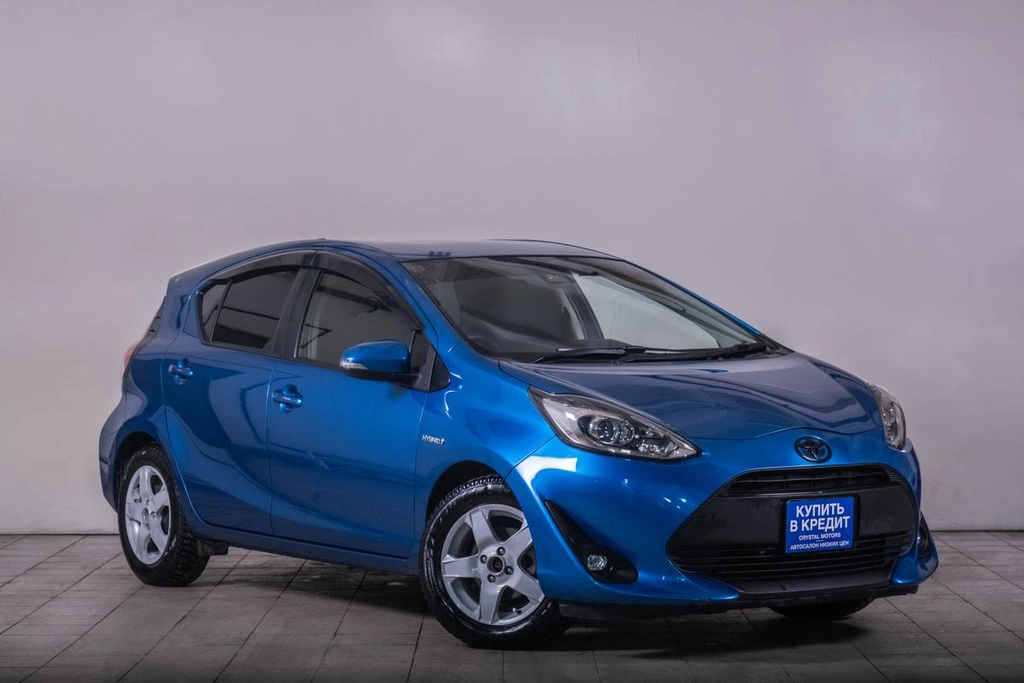 Хетчбэк Toyota Aqua 2018 года, 1079000 рублей, Томск