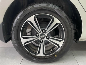 Седан Hyundai Solaris 2017 года, 1235000 рублей, Красноярск