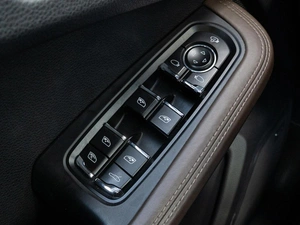 Внедорожник Porsche Macan S 2015 года, 2729000 рублей, Краснодар