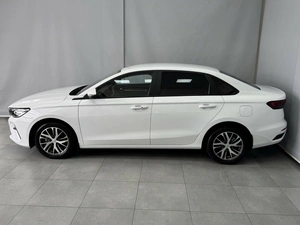 Седан Geely Emgrand 2023 года, 1595000 рублей, Красноярск