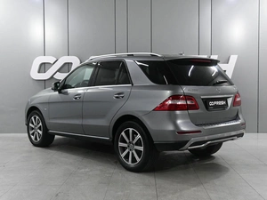 Внедорожник Mercedes-benz M-класс 2012 года, 2300000 рублей, Аксай