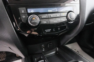 Внедорожник Nissan X-Trail 2017 года, 2599000 рублей, Красноярск