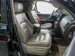 Внедорожник Toyota Land Cruiser 2010 года, 3499000 рублей, Тюмень