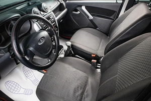 Лифтбек ВАЗ (LADA) Granta 2015 года, 499000 рублей, Сургут