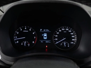 Седан Hyundai Solaris 2017 года, 1300000 рублей, Тюмень