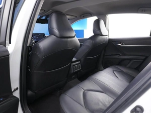 Седан Toyota Camry 2021 года, 3199050 рублей, Москва