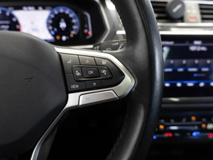 Внедорожник Volkswagen Tiguan 2021 года, 3899000 рублей, Саратов