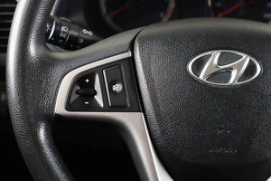 Хетчбэк Hyundai Solaris 2016 года, 799000 рублей, Пермь