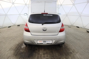 Хэтчбек Hyundai i20 2010 года, 600000 рублей, Обнинск