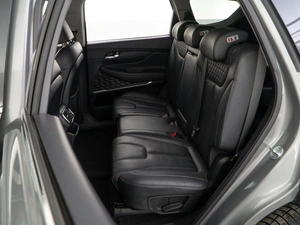 Внедорожник Hyundai Santa Fe 2019 года, 2743055 рублей, Москва