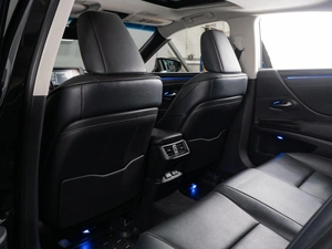 Седан Lexus ES 2018 года, 3454000 рублей, Тюмень