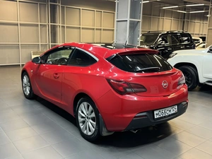 Хетчбэк Opel Astra GTC 2012 года, 857000 рублей, Красноярск