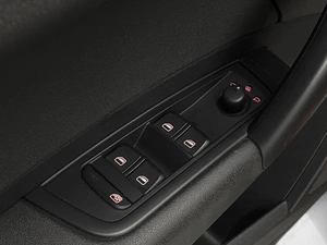 Хетчбэк Audi A1 2013 года, 1099000 рублей, Красноярск