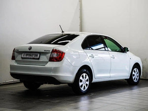 Лифтбек Skoda Rapid 2015 года, 750000 рублей, Красноярск