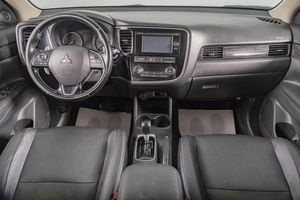 Внедорожник Mitsubishi Outlander 2016 года, 2259000 рублей, Томск