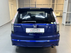 Минивэн Honda Stream 2010 года, 997000 рублей, Красноярск