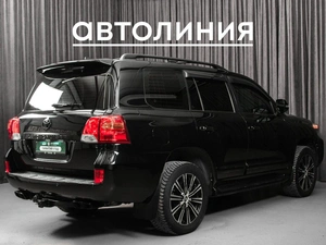 Внедорожник Toyota Land Cruiser 2012 года, 3649000 рублей, Красноярск