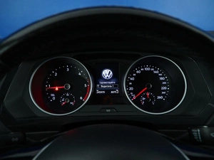 Внедорожник Volkswagen Tiguan 2018 года, 1799077 рублей, Москва