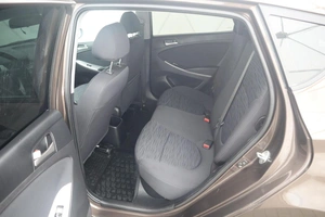 Хэтчбек Hyundai Solaris 2015 года, 880000 рублей, Орёл