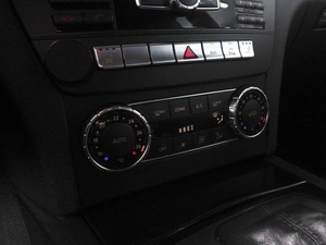 Седан Mercedes-benz C-класс 2012 года, 1885000 рублей, Красный Пахарь