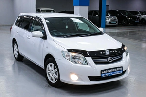 Универсал Toyota Corolla Fielder 2009 года, 898000 рублей, Солонцы