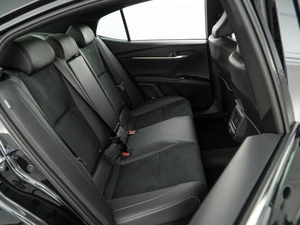 Седан Toyota Camry 2025 года, 4497077 рублей, Москва