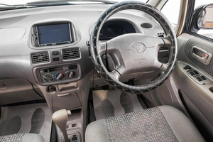Минивэн Toyota Corolla Spacio 2000 года, 399000 рублей, Барнаул