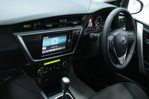 Хетчбэк Toyota Auris 2013 года, 1108000 рублей, Солонцы