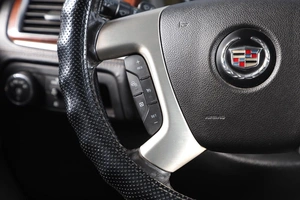 Внедорожник Cadillac Escalade 2013 года, 2249000 рублей, Новосибирск