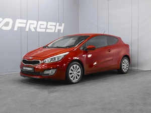 Хетчбэк Kia Ceed 2013 года, 820000 рублей, Омск