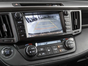Внедорожник Toyota RAV4 2018 года, 2249070 рублей, Тюмень