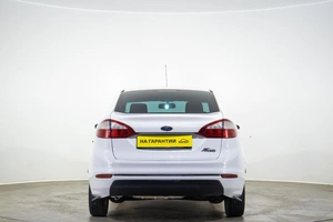 Седан Ford Fiesta 2015 года, 749000 рублей, Оренбург