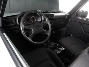 Внедорожник ВАЗ (LADA) Niva Legend 2024 года, 1045000 рублей, Красный Пахарь